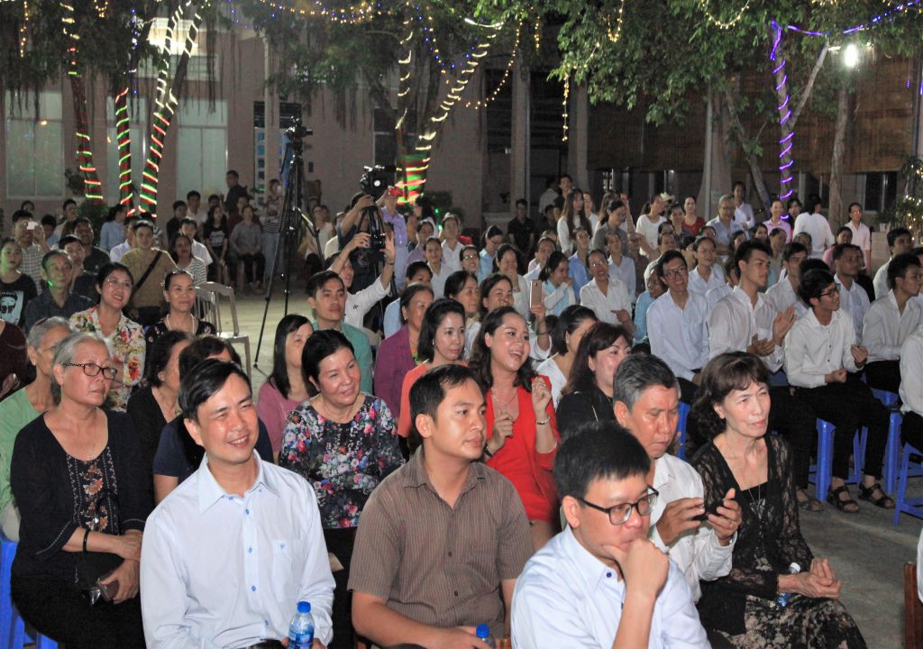 20181222 Hoan Ca Giang Sinh - Du Tap CSsR Mai Thon (32)