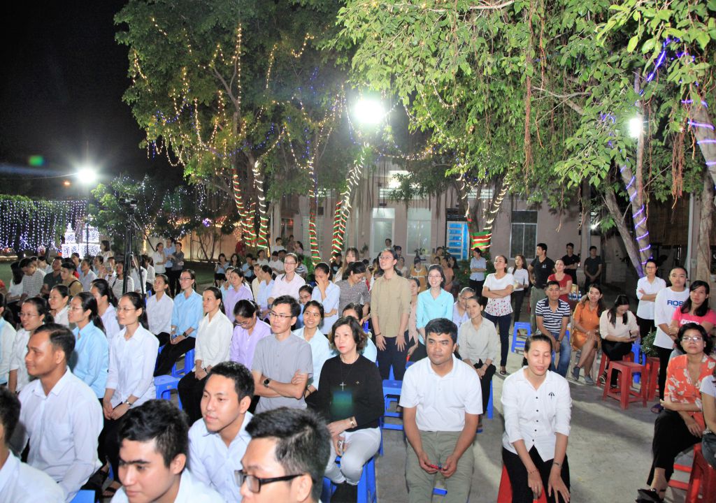 20181222 Hoan Ca Giang Sinh - Du Tap CSsR Mai Thon (46)