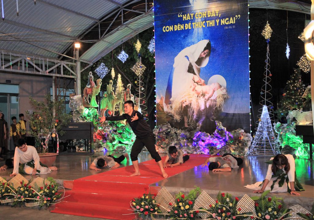 20181222 Hoan Ca Giang Sinh - Du Tap CSsR Mai Thon (48)