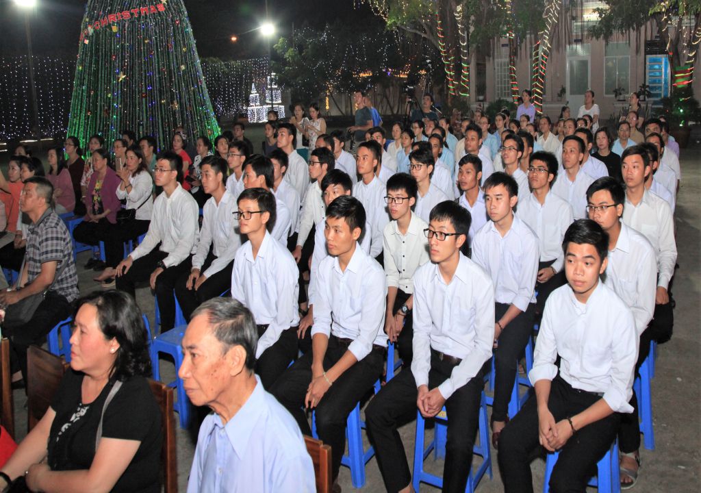 20181222 Hoan Ca Giang Sinh - Du Tap CSsR Mai Thon (6)