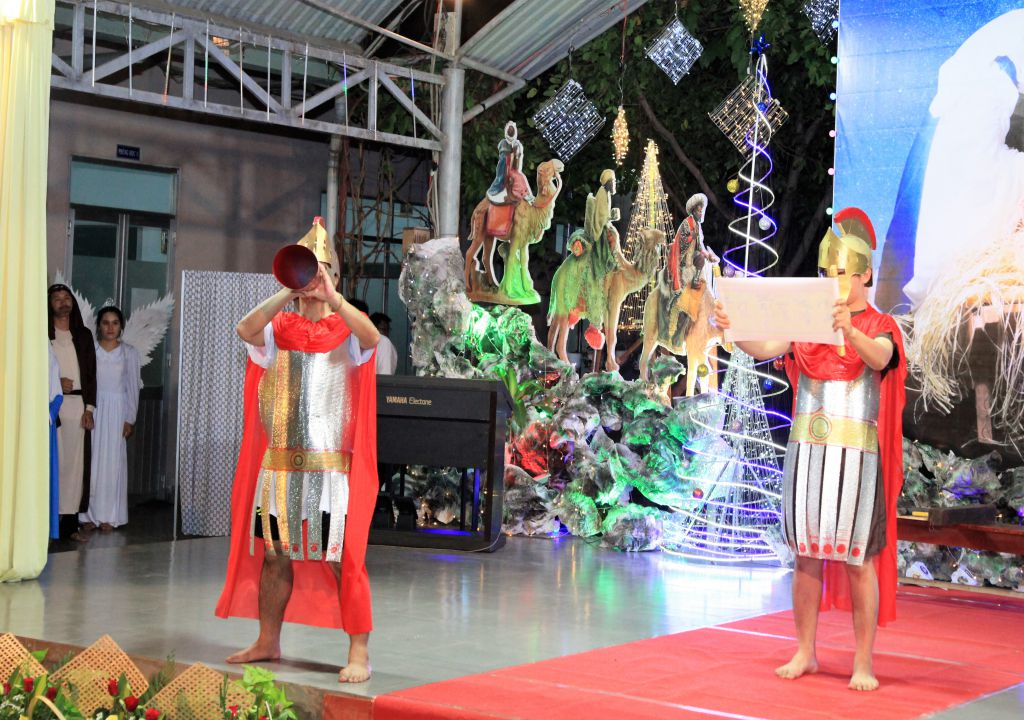 20181222 Hoan Ca Giang Sinh - Du Tap CSsR Mai Thon (68)