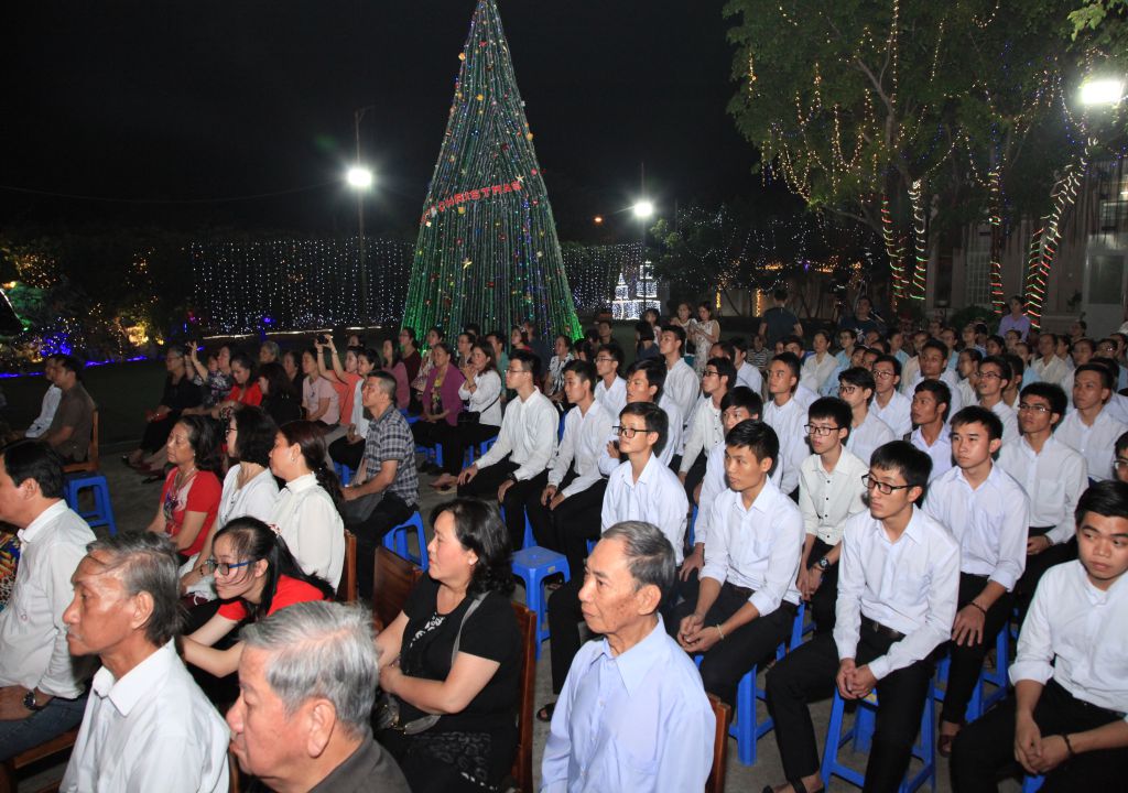 20181222 Hoan Ca Giang Sinh - Du Tap CSsR Mai Thon (7)