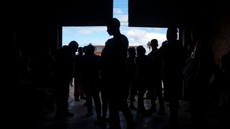 cq5dam.thumbnail.cropped.750.422-77