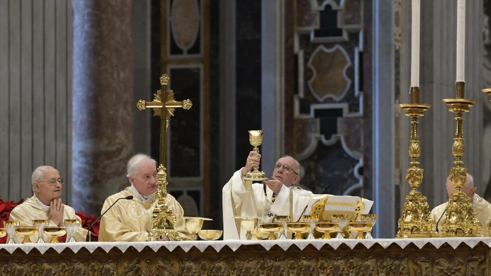 2019-01-06 Pope Francis at Mass on the Solemnity of the Epiphany (11)