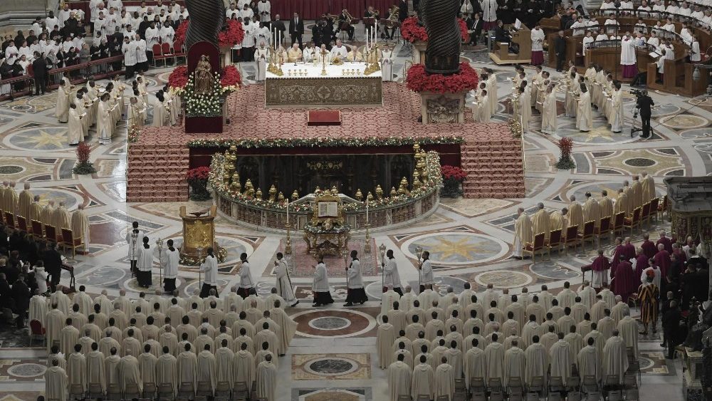 2019-01-06 Pope Francis at Mass on the Solemnity of the Epiphany (12)