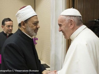 ĐTC Phanxicô gặp Đại Mufti của Đền thờ Al-Azhar