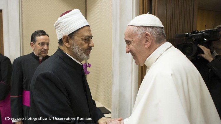ĐTC Phanxicô gặp Đại Mufti của Đền thờ Al-Azhar
