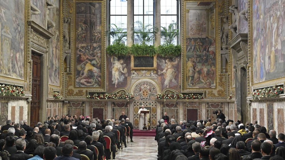 20190107 Pope gives address to Diplomatic Corps 11