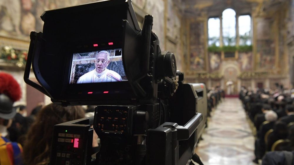 20190107 Pope gives address to Diplomatic Corps 12