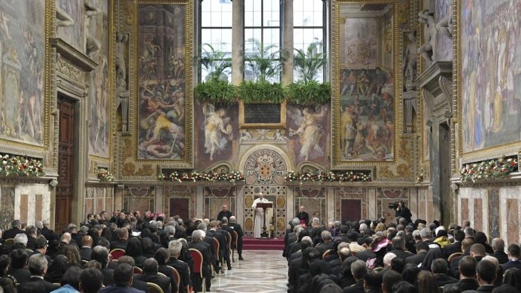 20190107 Pope gives address to Diplomatic Corps 3