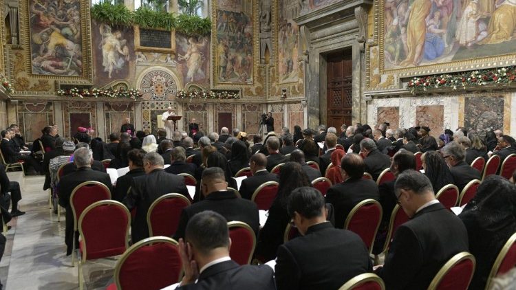 20190107 Pope gives address to Diplomatic Corps 5