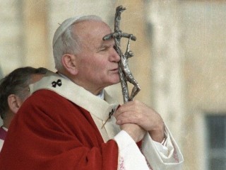 Thánh Gioan Phaolô II - vị Thánh của giới trẻ