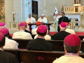 Đức Thánh Cha Phanxicô gặp các Giám mục Trung Mỹ tại Nhà thờ Thánh Phanxicô Assisi