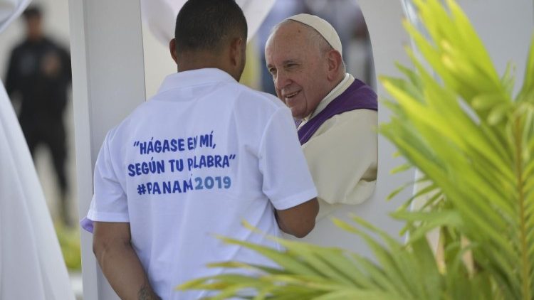 20190126 Pope Francis visits and celebrates a repentance ceremony for prisoners 1