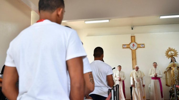 20190126 Pope Francis visits and celebrates a repentance ceremony for prisoners 8