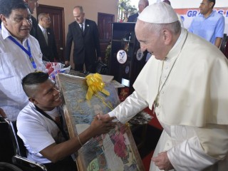 ĐTC thăm Mái Ấm ”Người Samaritano nhân lành"