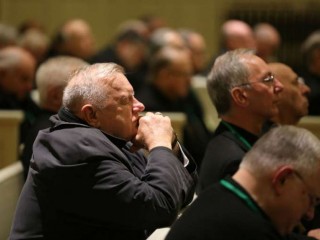 CNS_BISHOPS_MUNDELEIN_RETREAT_CNA