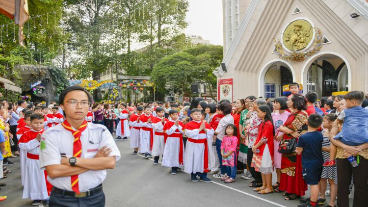 05-02-2019 Hanh Huong Duc Me (22)