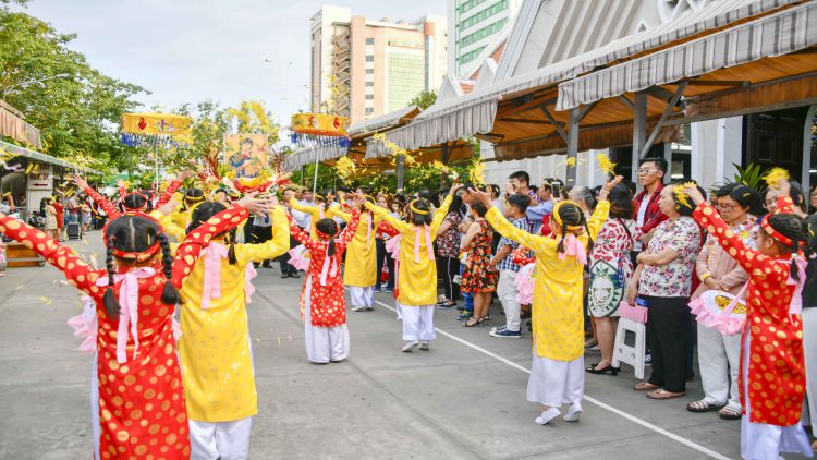 05-02-2019 Hanh Huong Duc Me (29)