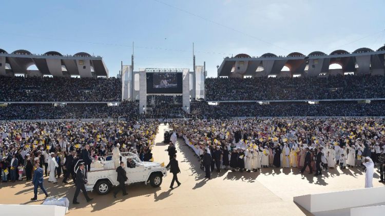 20190204 Pope offers Mass at Zayed Sports City stadium in Abu Dhabis (9)