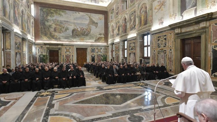 20190218 The Pope receives the St. Augustino Academy in Rome 1