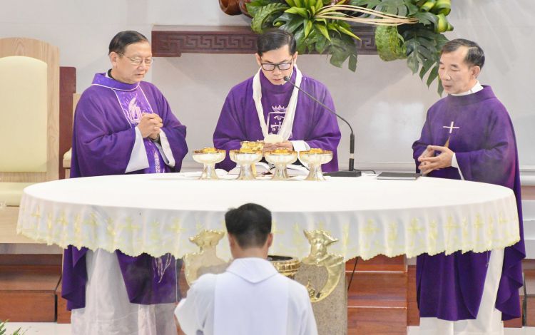 18-03-2019 Le An tang Ba Co C Vinh (48)