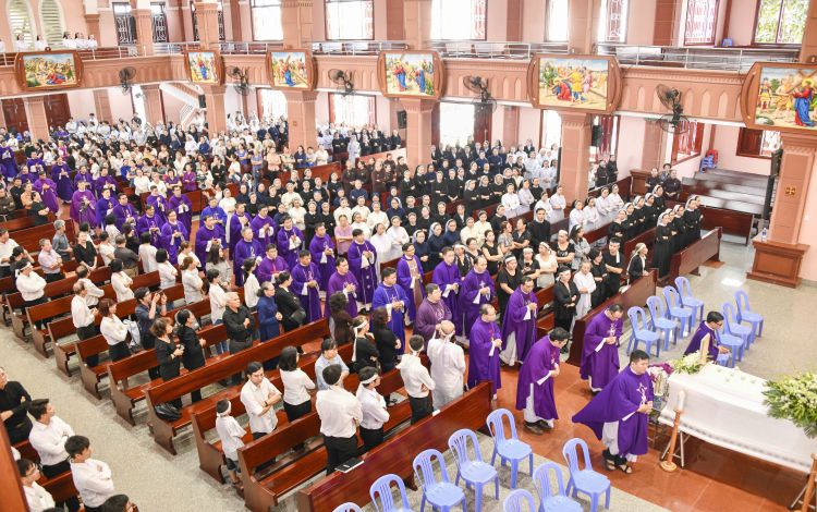 18-03-2019 Le An tang Ba Co C Vinh (8)