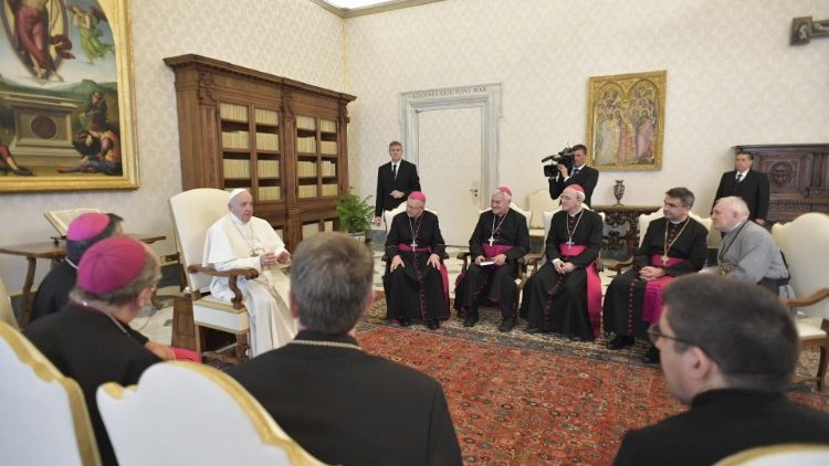 DTC gặp các vị lãnh đạo Công Giáo Trung Á   (Vatican Media)