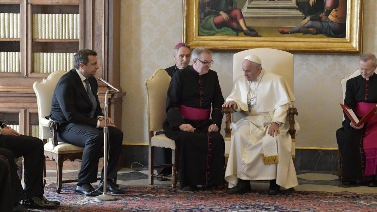 ĐTC tiếp đoàn đại biểu quốc hội Tiệp và Slovak (Vatican Media)