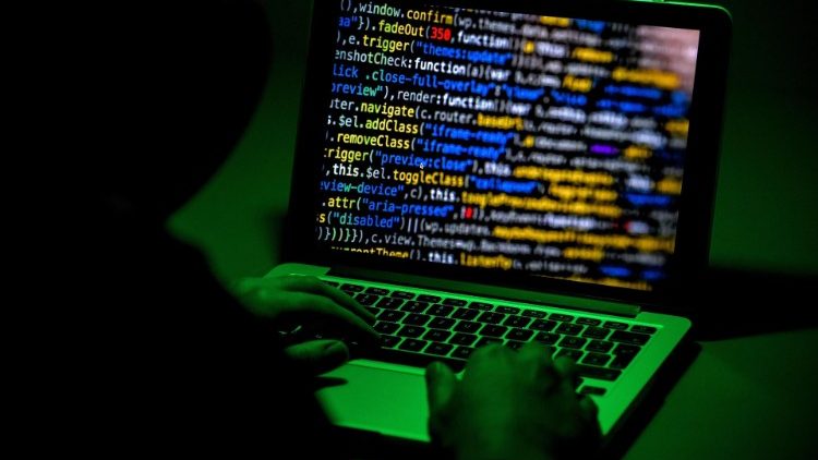 Cần phải đấu tranh chống cái ác thời internet (ANSA)