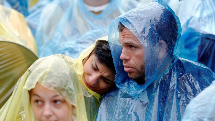 10-04-2019 Pope Francis greets the faithful at the weekly General Audience (9)