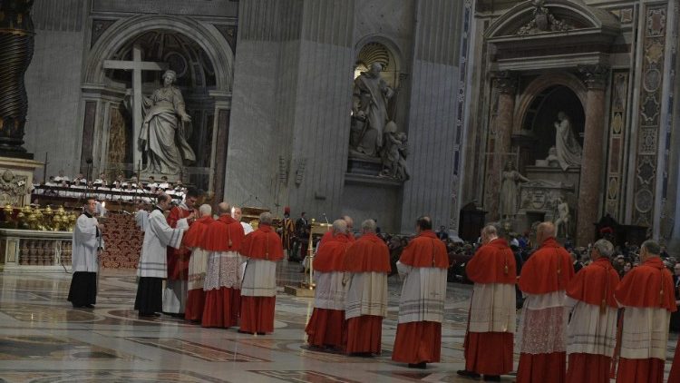 ĐTC chủ sự lễ tưởng niệm cuộc khổ nạn của Chúa Kitô (Vatican Media)
