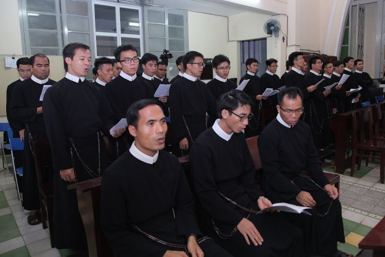 11-05-2019 Nhan Chuc Be Tre Ky Dong (17)