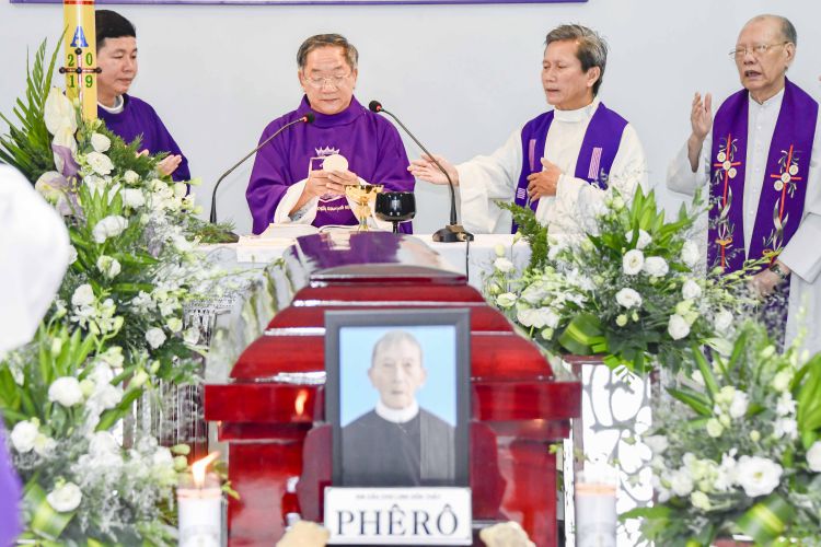 22-05-2019 Thanh Le Tan Liem Thay Thao (32)