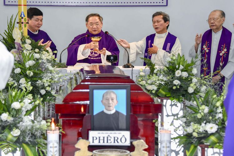 22-05-2019 Thanh Le Tan Liem Thay Thao (35)