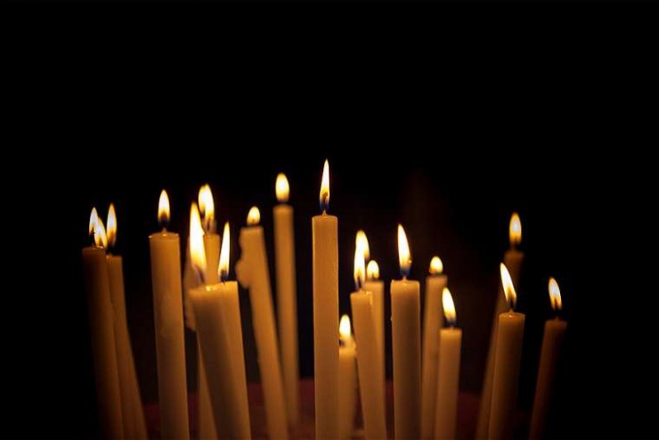 Candles_Credit_Unsplash_3_CNA