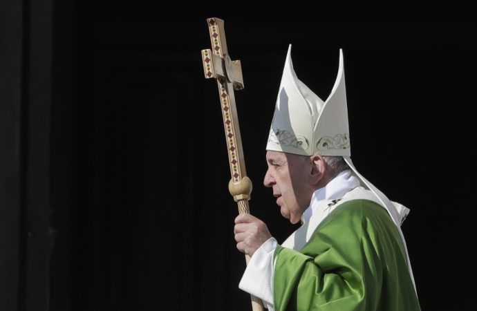 ĐTC Phanxicô cử hành Thánh lễ nhân dịp Ngày Thế giới Di dân và Tị nạn tại Quảng trường Thánh Phêrô, Vatican, Chúa nhật, ngày 28 tháng 9 năm 2019 (Ảnh: AP/ Andrew Medichini)