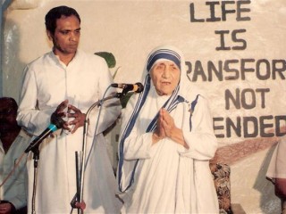 INDIA_-_0902_-_Kripa_foundation_e_Madre_Teresa_2_(600_x_424)