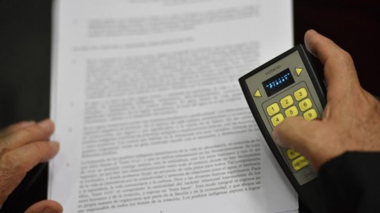 Cha Thượng Hội đồng bỏ phiếu cho Tài liệu Cuối cùng (Vatican Media)