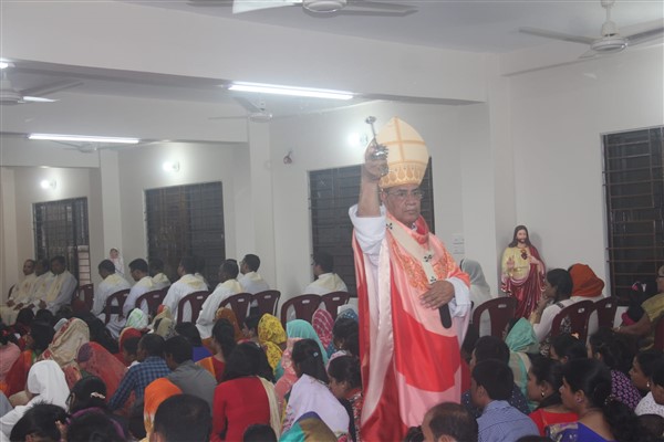 BANGLADESH_-_1127_-_Nuova_parrocchia_5_(600_x_400)
