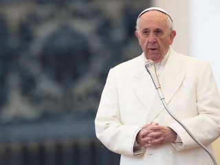 Đức Giáo Hoàng Phanxicô tại Khán giả nói chung tại Quảng trường St. Peter, ngày 31 tháng 1 năm 2018. Tín dụng: Daniel Ibanez / CNA.