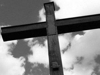 cross-e1446461136536