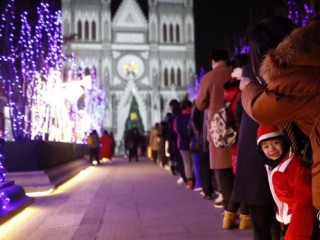 China-_Beitang-_Christmas