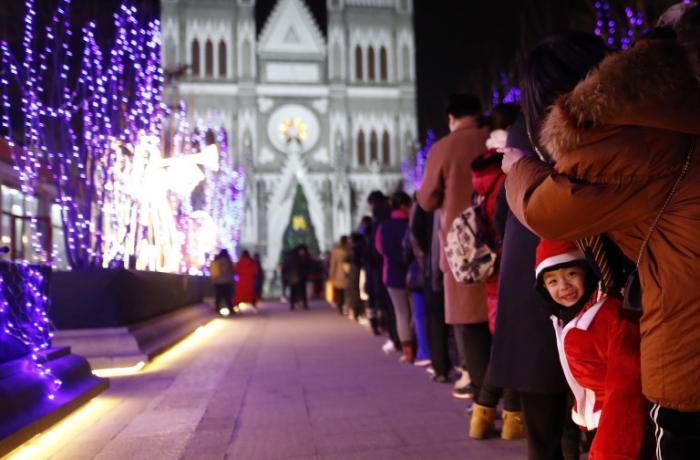 China-_Beitang-_Christmas