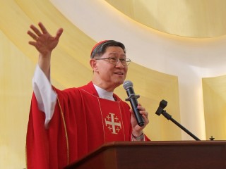 FILIPPINE_-_1214_-_Caritas_09_-_01