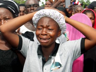 Đám tang tại một đám tang dành cho các Kitô hữu bị phiến quân Hồi giáo sát hại ở Nigeria (AFP hoặc người cấp phép)