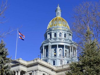 Tòa Nhà Quốc Hội Bang Colorado tại Denver. Tín dụng: robert cicchetti / Shutterstock.
