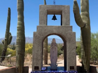Đền thờ Đức Mẹ Sa mạc tại Trung tâm Canh tân Dòng Chúa Cứu Thế tại Tucson