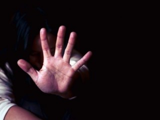 Báo động về lạm dụng trong nhà tại đại dịch Covid (© doidam10 - stock.adobe.com)