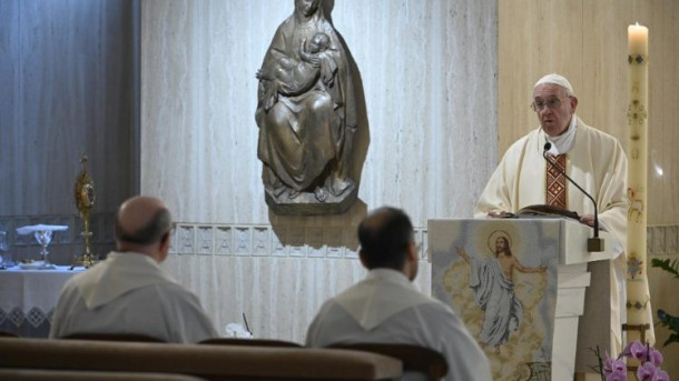 Đức Giáo Hoàng Phanxicô cử hành Thánh lễ sáng thứ Ba 12/5 tại nhà nguyện Casa Santa Marta